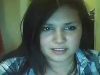 Beautiful shemale does a very open and charming webcam show